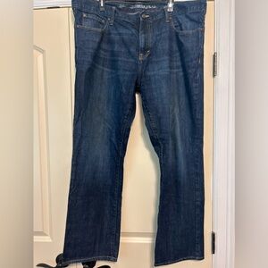 Men’s old navy jeans. Size 42x32.
